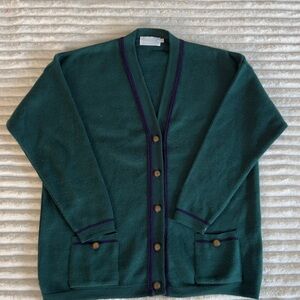 Scotland Edinburgh Lambswool Navy/Green
Elegant Warm V-Neck Cardigan Sweater